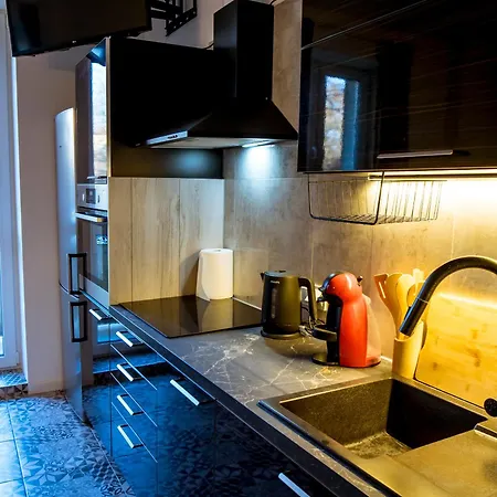 Renoma Old Town Self Check-in 24h Apartment